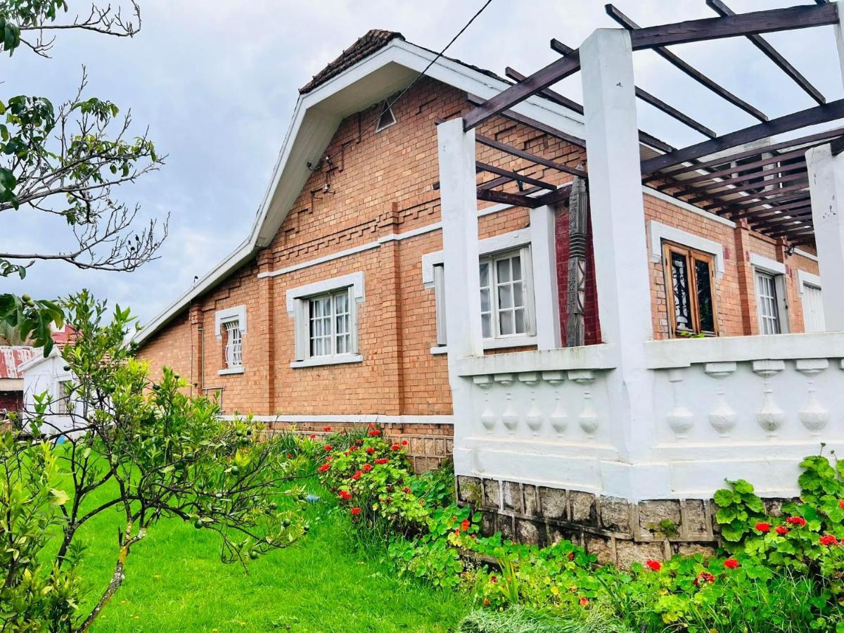 Bed&Breakfast Vanilla Анцирабе Екстер'єр фото